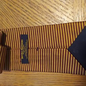 Brooks Brothers (Makers series) all silk handmade tie